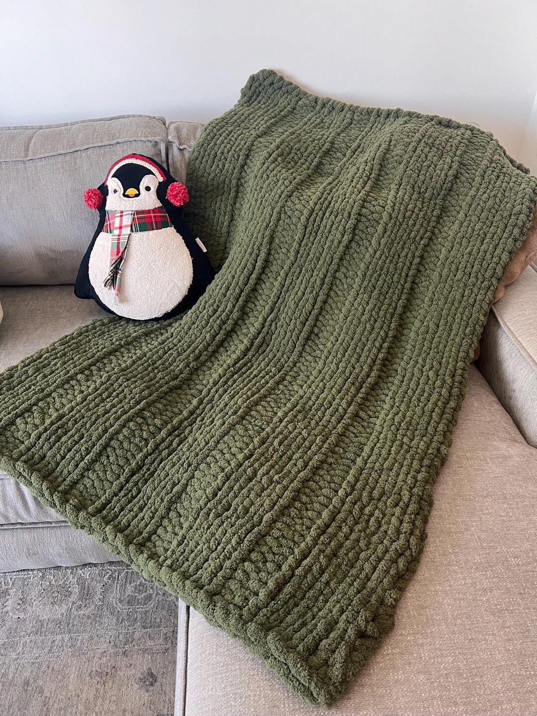 Chester Olive Throw