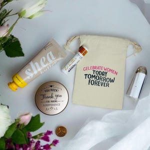 Women's Day Gift | Happy International Women's Day Gift | International Women's Day | Women's Day Celebration | Women Celebrating Women Gift
