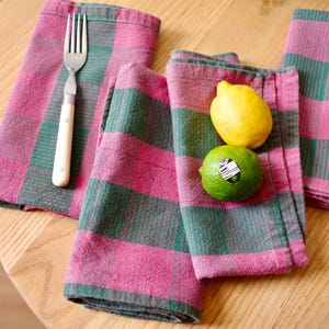 Set of 4 Cotton Cloth Napkins, Pink and Green Plaid