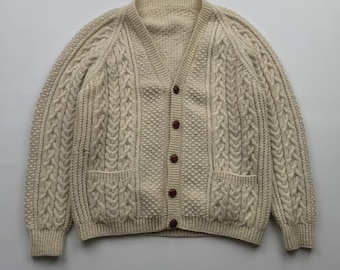 Cárdigan de lana grueso de punto trenzado para hombre, estilo vintage de los años 80, color crema, con botones en la parte delantera, estilo Y2K.