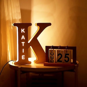 Luces de letras personalizadas: letrero LED con nombre personalizado para decoración de habitaciones, regalo de cumpleaños, dormitorio, guardería, boda y personalizado para él y para ella.