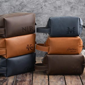 Personalized Toiletry Bag for Groomsmen, Laser Engraved Leather Travel Kit,Groomsmen Proposal Gifts Bag, Wedding Gift, Gifts for Him Men Dad