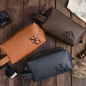 Personalized Toiletry Bag for Groomsmen, Laser Engraved Leather Travel Kit,Groomsmen Proposal Gifts Bag, Wedding Gift, Gifts for Him Men Dad