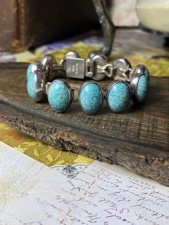 Sterling Silver Chunky Turquoise Bracelet V1124