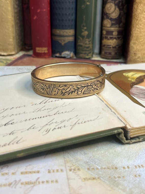 Antique Gold Filled Black Enamel Bird & Leaf Bangle Bracelet V1909