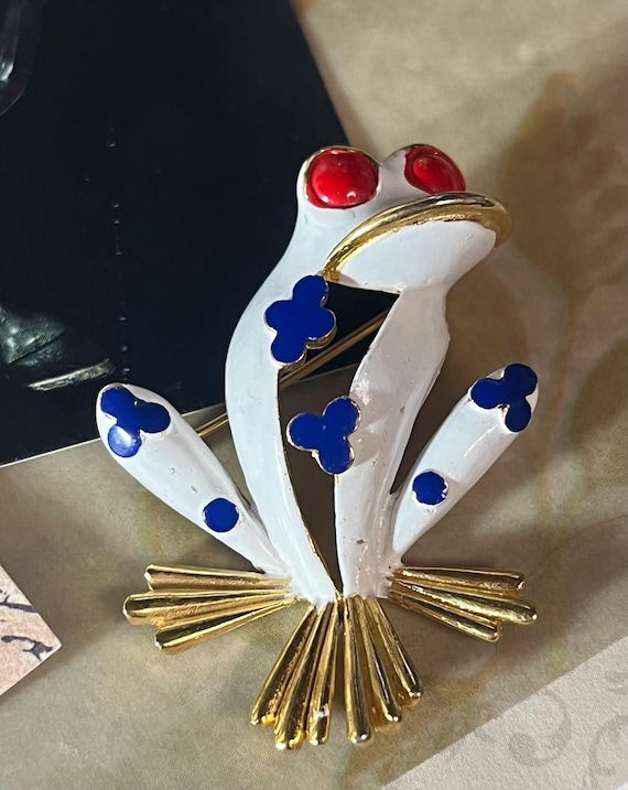 Vintage Signed Trifari Brooch Pet Series Enamel Frog V489 - Etsy