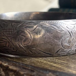 Antique Sterling Silver Bangle Bracelet V212
