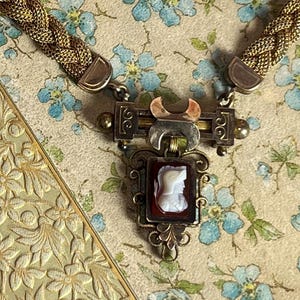 Antique Victorian Mourning Gold Filled Rope Chain Cameo Necklace V93