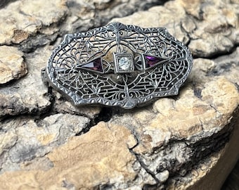 Vintage Filigree Sterling Silver Purple Glass  Brooch  Pin V423