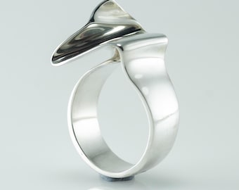 Sterling Silver Statement Ring – Sculptural Geometric Band Jewelry