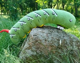 Tobacco Hornworm Caterpillar Plush – Realistic Crochet Amigurumi Insect Toy, 25 Inch Nature Decor