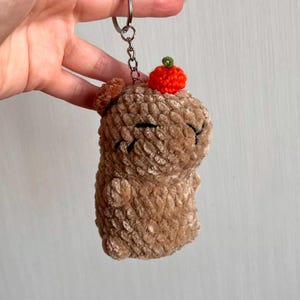Plush Capybara – Cute Handmade Soft Toy or Keychain – Kawaii Animal Gift – Funny Stuffed Charm – Cozy Crochet Capybara