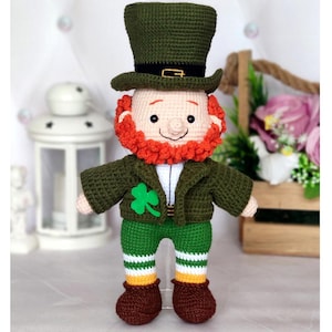 Handmade Crochet Leprechaun Doll – St. Patrick’s Day Amigurumi Plush, Irish Decor, Lucky Gift for Leprechaun Lovers