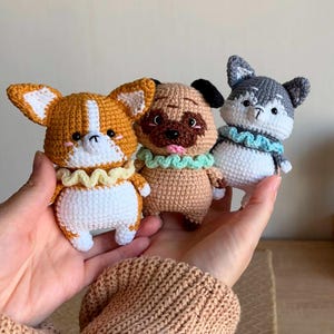 Mini Crochet Dogs – Handmade Amigurumi Puppy Plush Toys or Keychains – Cute Gift for Dog Lovers – Soft Animal Decor for Nursery or Desk