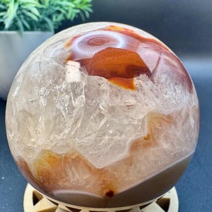 Naturlig kristall stor sardonyx i kvartssfär 2,5 tum i diameter, 349,2 gram