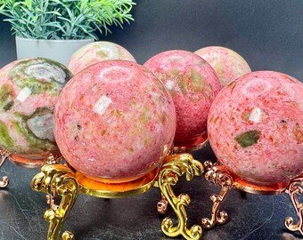 Esfera de Thulita Rosa Cristalina Natural con Epidota (manganeso, zoisita y rosealina) de 2 pulgadas de diámetro y 190-210 gramos cada una