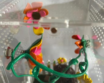 The Most Beautiful Flowerful Garden. You Do Not Need to Pick the Flowers. Just Come in to Visit!