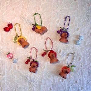 Porte-clés mignon capybara, porte-clés animal, accessoires kawaii, figurine de fruit, jouet en peluche, breloque de téléphone