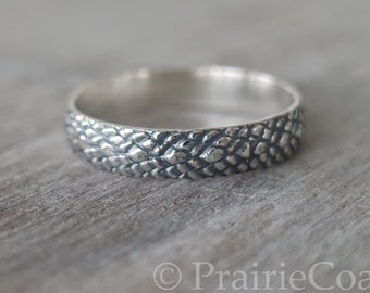 Snake Skin Style Silver Band -  Dragon Scale Sterling Silver Pattern Band - Handforged Silver Ring, 4mm Band Ring - Wedding Band