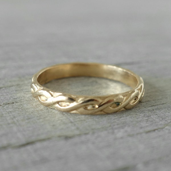 Infinity Gold Filled Band, 3mm gold ring band, ornate Infinity pattern gold ring, yellow gold band, gold stack ring, Handcrafted Ring