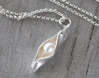 Pearl Pea Pod Necklace - Silver Pea Pod Mother's Necklace - Mom's Pearl Peas in Pod One Pea - Push Gift