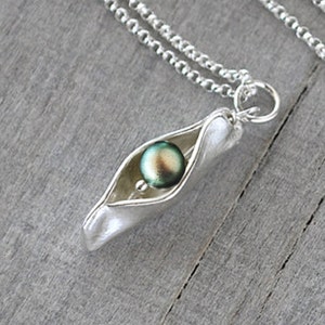 One Pearl Pea Pod Necklace - Silver Pea Pod Mother&#39;s Necklace - Mom&#39;s Iridescent Green Pearl Peas in Pod One Pea Push Gift