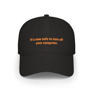 Ahora es seguro apagar tu computadora - Gorra de béisbol de perfil bajo con diseño nostálgico de Windows 95