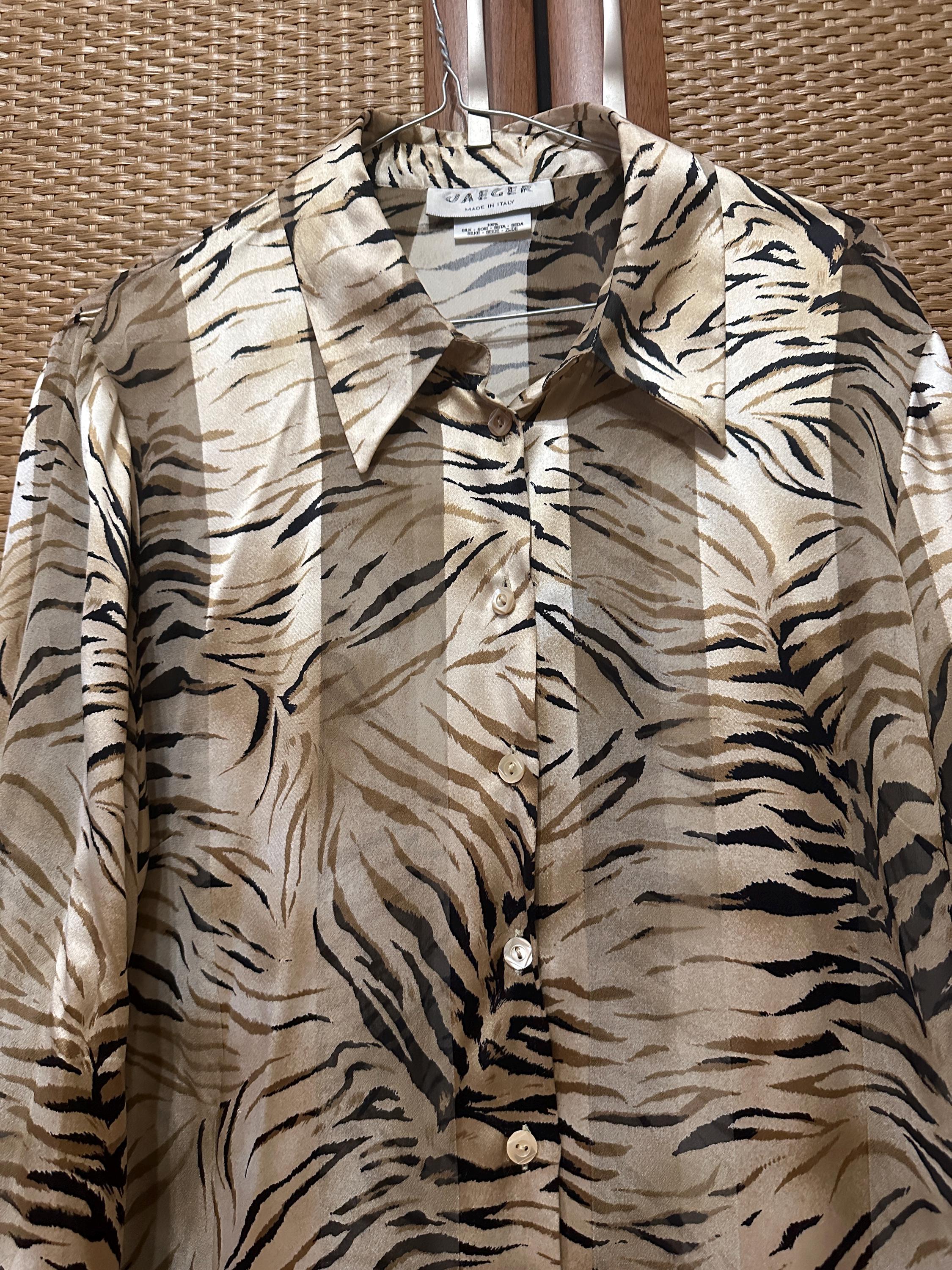 Jaeger vintage real 100% silk women shirt S/M size tiger animal printing oversize made in Italy