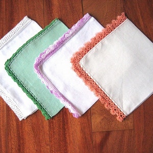 Hankie Set Handkerchief Linen Vintage 4 Piece Colorful CROCHETED LACE Trim Hems