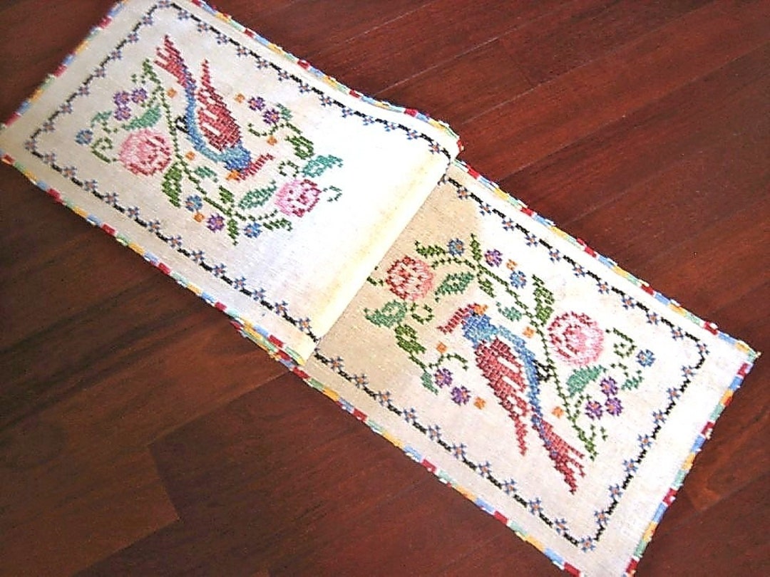 刺繍テーブルランナー ヴィンテージ 刺繍 ゴージャス クロスステッチ 