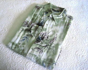 TOP Hawaiian Floral Flower Shirt Men or Women Vintage MOD Authentic Gray and Gren Tones