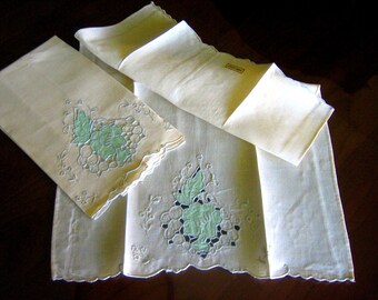 TOWEL Kitchen Bath Vintage UNUSED Washstand MADEIRA Hand Embroidered Linen Aqua Green Cutwork 2 Towels