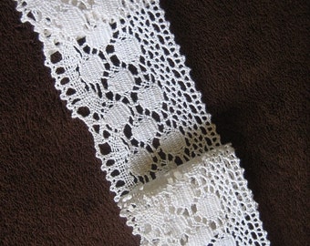 Vintage Fabric Cloth Sewing Yardage Antique Lace Wide Trim Dot Cotton Crocheted Crochet