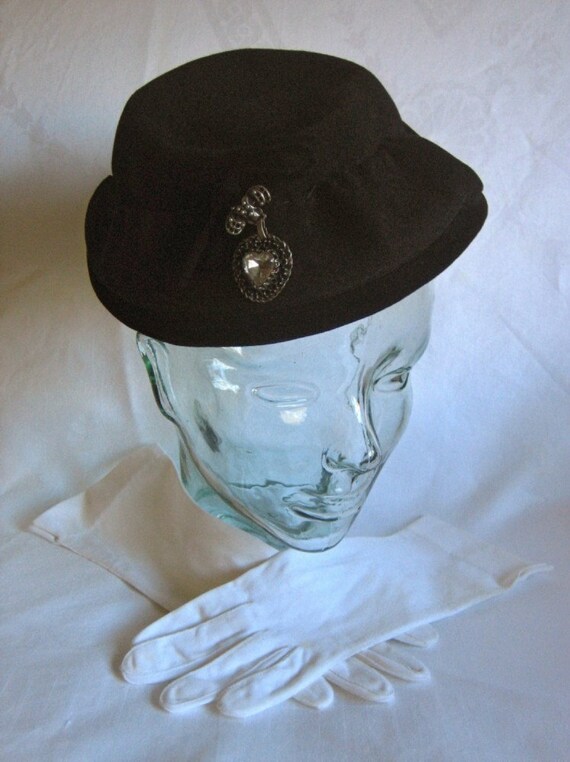 HAT Very Vintage PIill Box era COSTUME Gloves Ant… - image 1