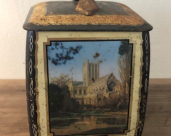 Vintage England Countryside English Toffee Candy Tin - D5