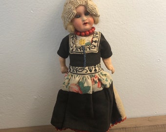 Vintage Kimports Dolls Dutch Doll - D22