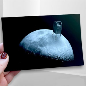 The Postbox on the Moon Postkarten / USPS Postkarten von MNJohn und AlienKat / Moon Stationery for postcrossing oder snail mail
