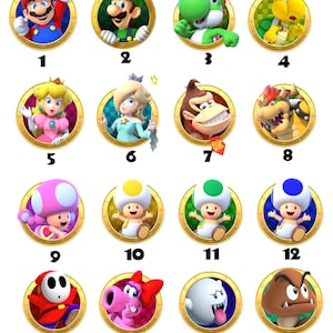 Peut inclure: Une collection de seize portraits circulaires de personnages de la s&eacute;rie de jeux vid&eacute;o Super Mario. Chaque personnage est plac&eacute; sur un fond dor&eacute; avec un num&eacute;ro de 1 &agrave; 16. Les personnages incluent Mario, Luigi, Yoshi, et d'autres.