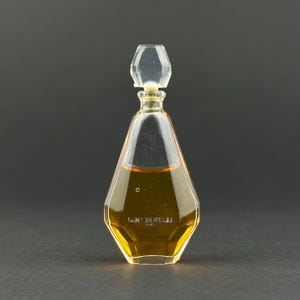 Vintage Ugo Vanelli Miniature Perfume – Faceted Crystal-Style Bottle – Made in France – 3,5 ml