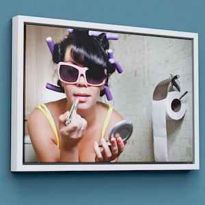 Makeup Wall Art Bathroom Wall Art Girl on the Toilet Lipstick Art Makeup Room Decor Toilet Wall Art Woman On Toilet