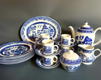 Vintage Churchill England Blue and White Willow Dinner Plate - Etsy