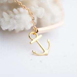 Gold Anchor Bracelet Modern Minimalist chain charm friendship bracelet sailor nautical jewelry summer beach minimalist minimal chic