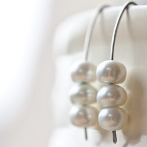 Modern Pearl Earrings Argentuim Sterling silver Natural White image 1