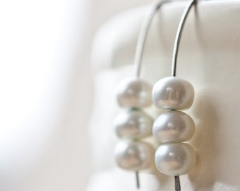 Modern Pearl Earrings Argentuim Sterling silver Natural White