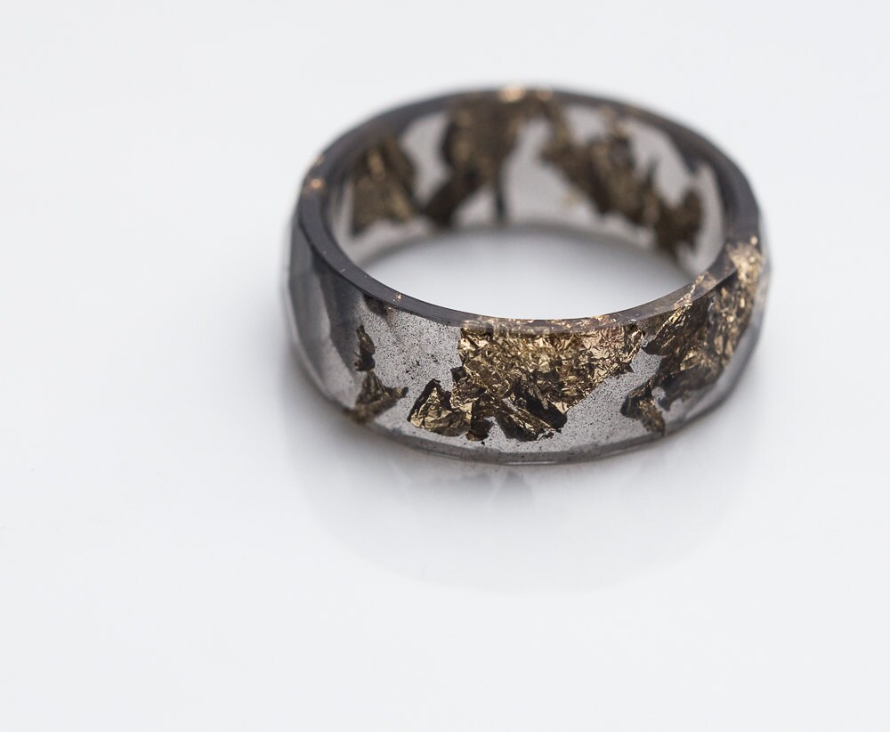 Black Resin Ring Men Ring Gold Flakes Big Size 10 Faceted Ring Etsy
