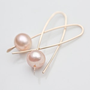 Modern Simple Earrings 14K Goldfilled Pastel Pearls Tea Rose Peach image 4