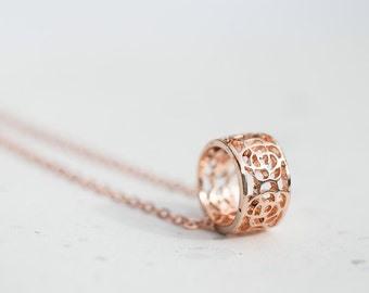 Ring Pendant Necklace Rose Gold Hollow Filigree Pendant Boho Pendulum Pendant Gold Necklace modern minimalist jewelry