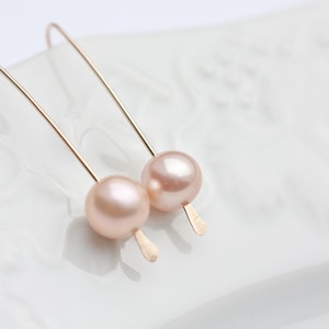 Modern Simple Earrings 14K Goldfilled Pastel Pearls Tea Rose Peach image 3