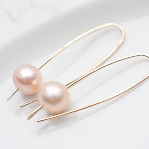 Modern Simple Earrings 14K Goldfilled Pastel Pearls Tea Rose Peach image 2