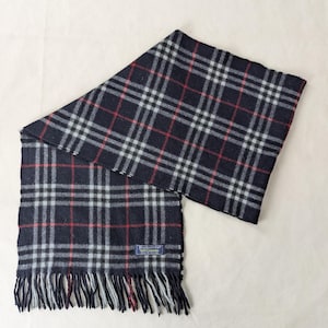 BURBERRY London Vintage Classic Nova Check Knit 100% Lambs Wool Black SCARF